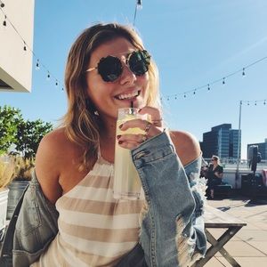 Meet your Posher, Emily